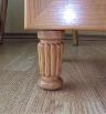 Turned wooden furniture component